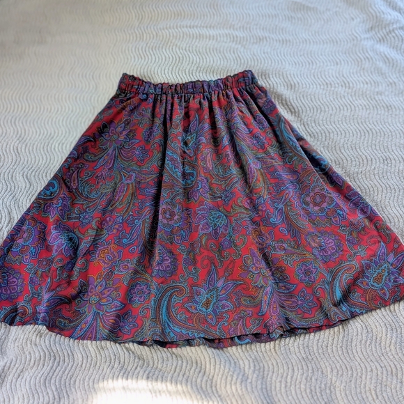 Elegant Paisley A-Line Skirt in Red and Blue Vintage - Picture 1 of 5